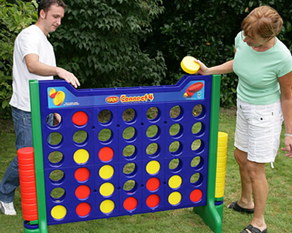 football toss sm